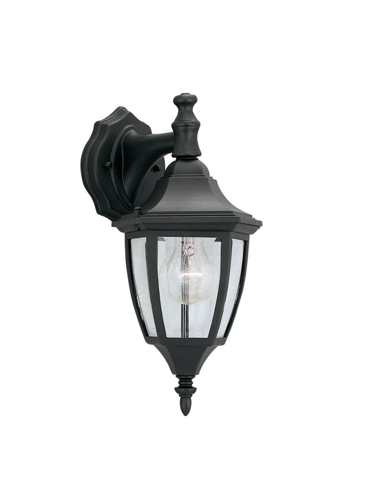 Builder Cast Aluminum One Light Wall Lantern in Black