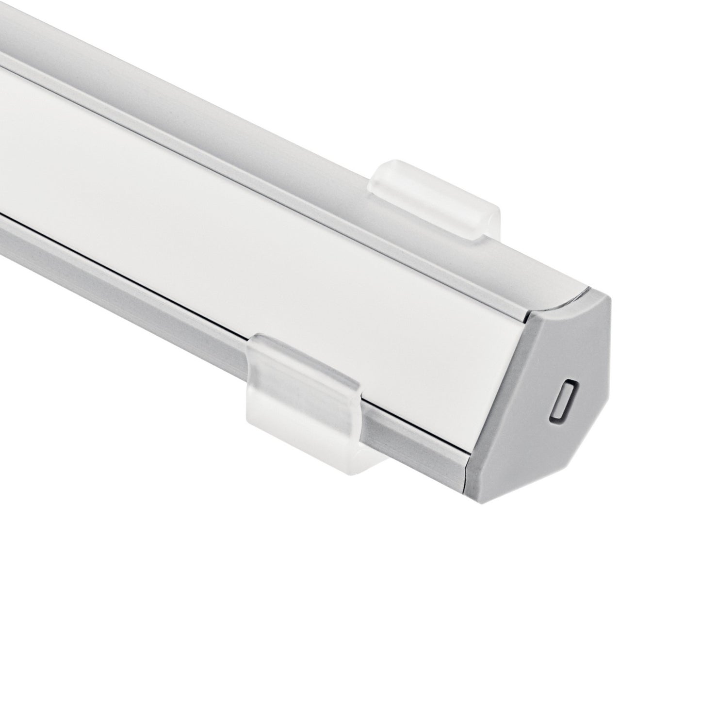 Ils Te Series Channel Kit in Silver