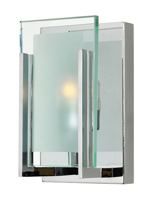 Latitude One Light Vanity in Chrome