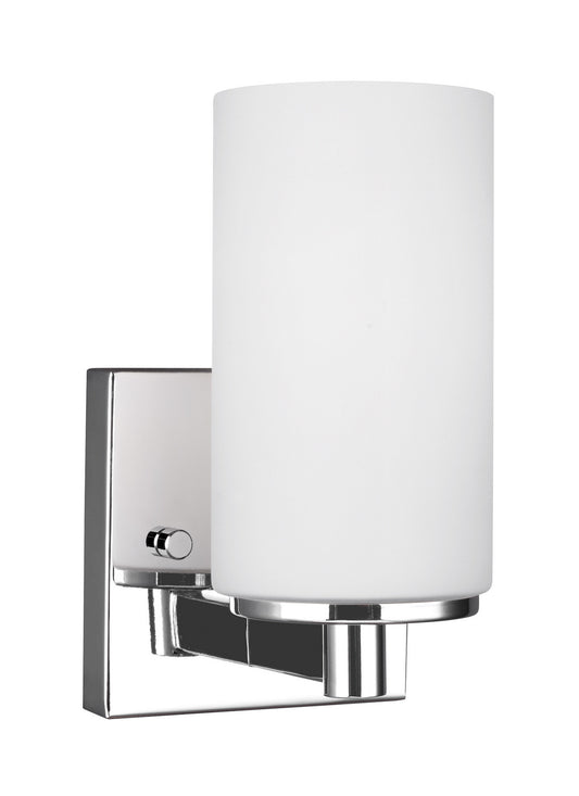 Generation Lighting - 4139101EN3-05 - One Light Wall / Bath Sconce - Hettinger - Chrome