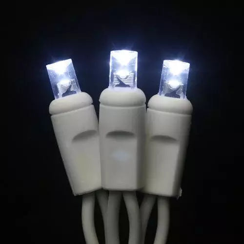 LED 70LT Polka Dot, 4" spacing, 23.7', WHITE cord, UL, cool